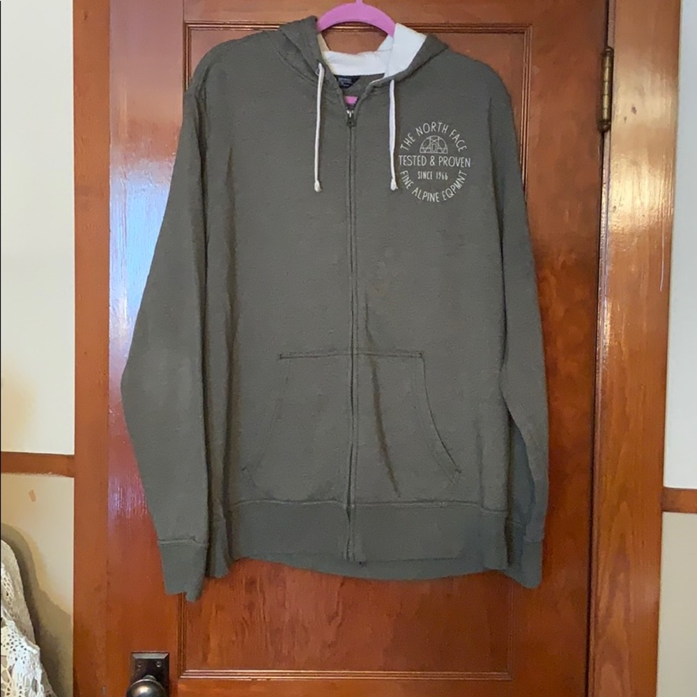 North Face men’s zip up hoodie